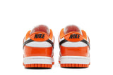 Vista superior do Nike Nike Dunk Low Patent Halloween mostrando abertura, lingueta e cadarços