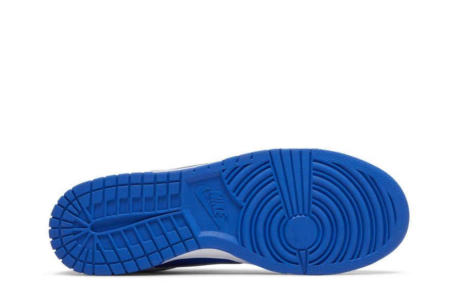 Vista traseira do Nike Nike Dunk Low Racer Blue mostrando calcanheira e detalhes do solado