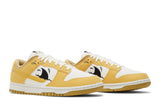 Vista frontal do Nike Nike Dunk Low Sun Club mostrando biqueira e costuras