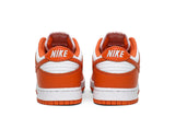 Vista superior do Nike Nike Dunk Low Syracuse mostrando abertura, lingueta e cadarços