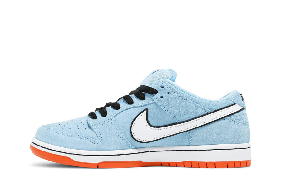Vista lateral do Nike Nike SB Dunk Low Club 58 Gulf mostrando design do cabedal e logo da marca