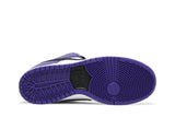 Vista traseira do Nike Nike SB Dunk Low Court Purple mostrando calcanheira e detalhes do solado