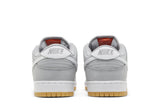 Vista superior do Nike Nike SB Dunk Low Pro ISO Grey Gum mostrando abertura, lingueta e cadarços