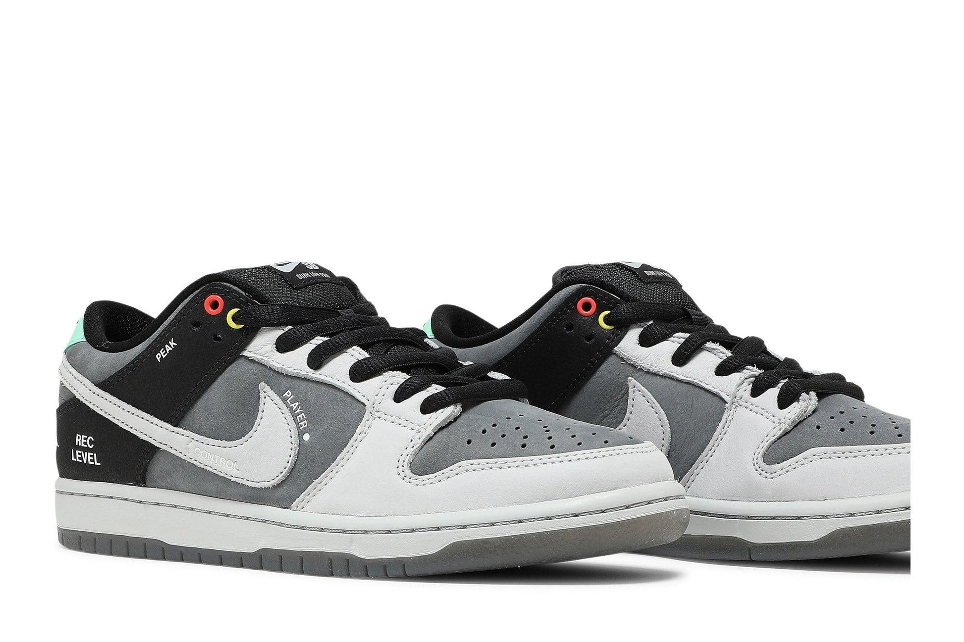 Tênis Nike SB Dunk Low VX 1000 Camcorder Cinza - Nike - CV1659001