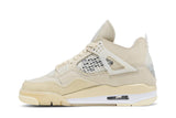 Vista lateral do Jordan Nike Off-White x Air Jordan 4 Sail mostrando design do cabedal e logo da marca