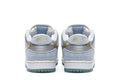 Tênis Sean Cliver x Dunk Low SB Holiday Special Azul - Nike - DC9936100