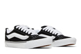 Tênis Vans "Knu Old Skool Black White" Preto - LK Sneakers - VN0009QC6BT