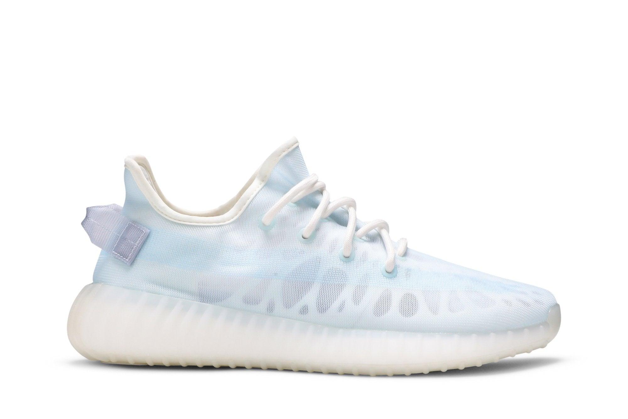 Tênis Yeezy Boost 350 v2 Mono Ice Azul - Yeezy - GW2869 - 36