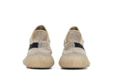 Vista superior do Yeezy Yeezy Boost 350 V2 Slate mostrando abertura, lingueta e cadarços