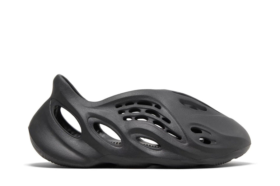 Yeezy Yeezy Foam Runner Onyx tênis em preto original na LK Sneakers