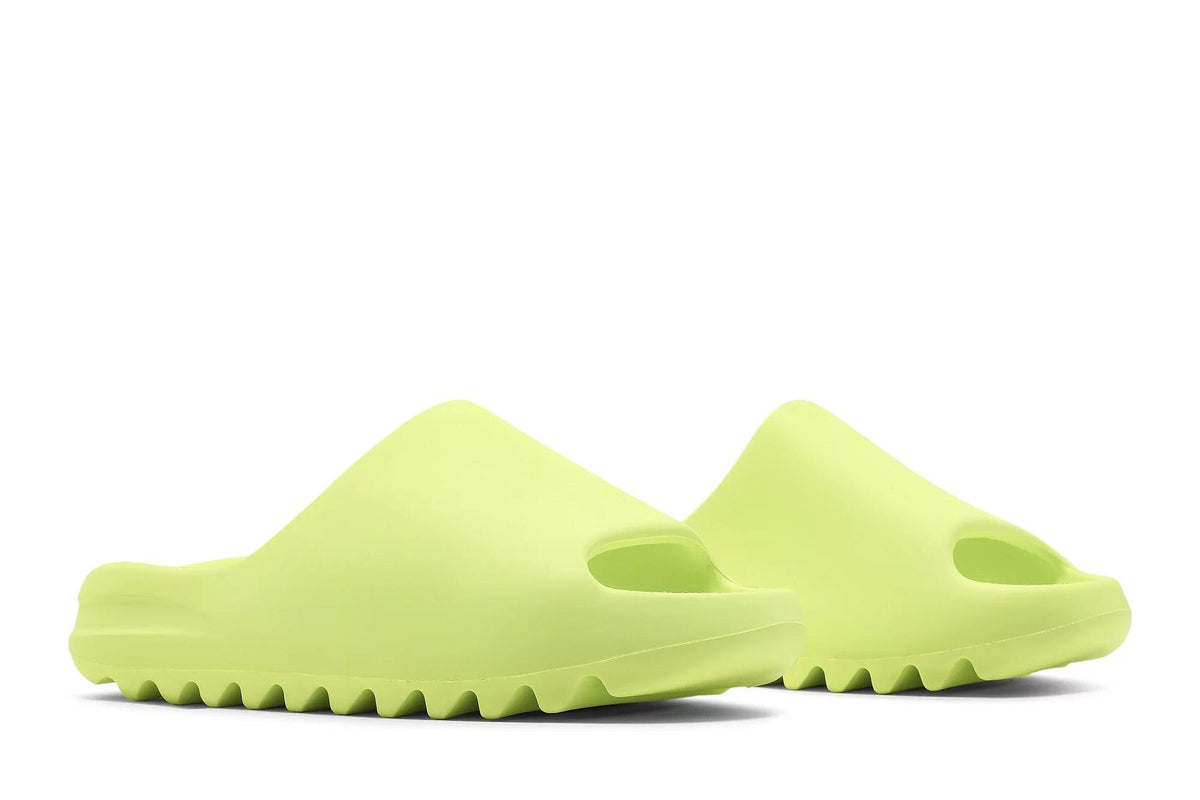 靴 adidas YEEZY Slide Glow Green 26.5 tenis-yeezy-slide-glow-green-