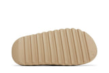 Vista traseira do Yeezy Yeezy Slide Pure (2022) mostrando calcanheira e detalhes do solado